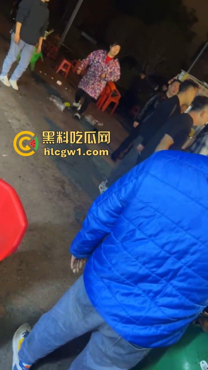 湖南含浦石锅鱼杀人起底 暴躁老板惹怒骑手招来杀身之祸 杀人全过程曝光-10