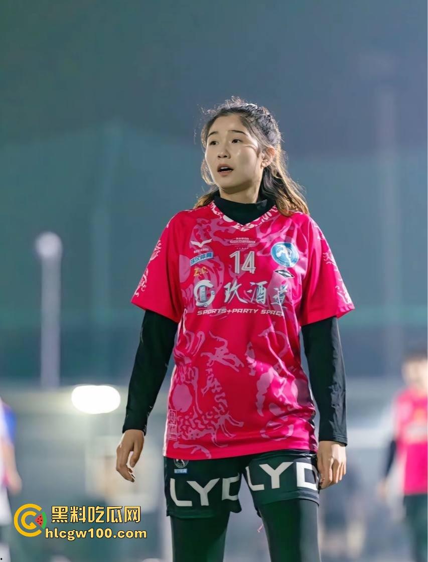 广州豹足球队员【唐天翼】爆出惊天丑闻，被女友实锤出轨女足【马丹娜】聊天记录暧昧短信曝光全网！-3