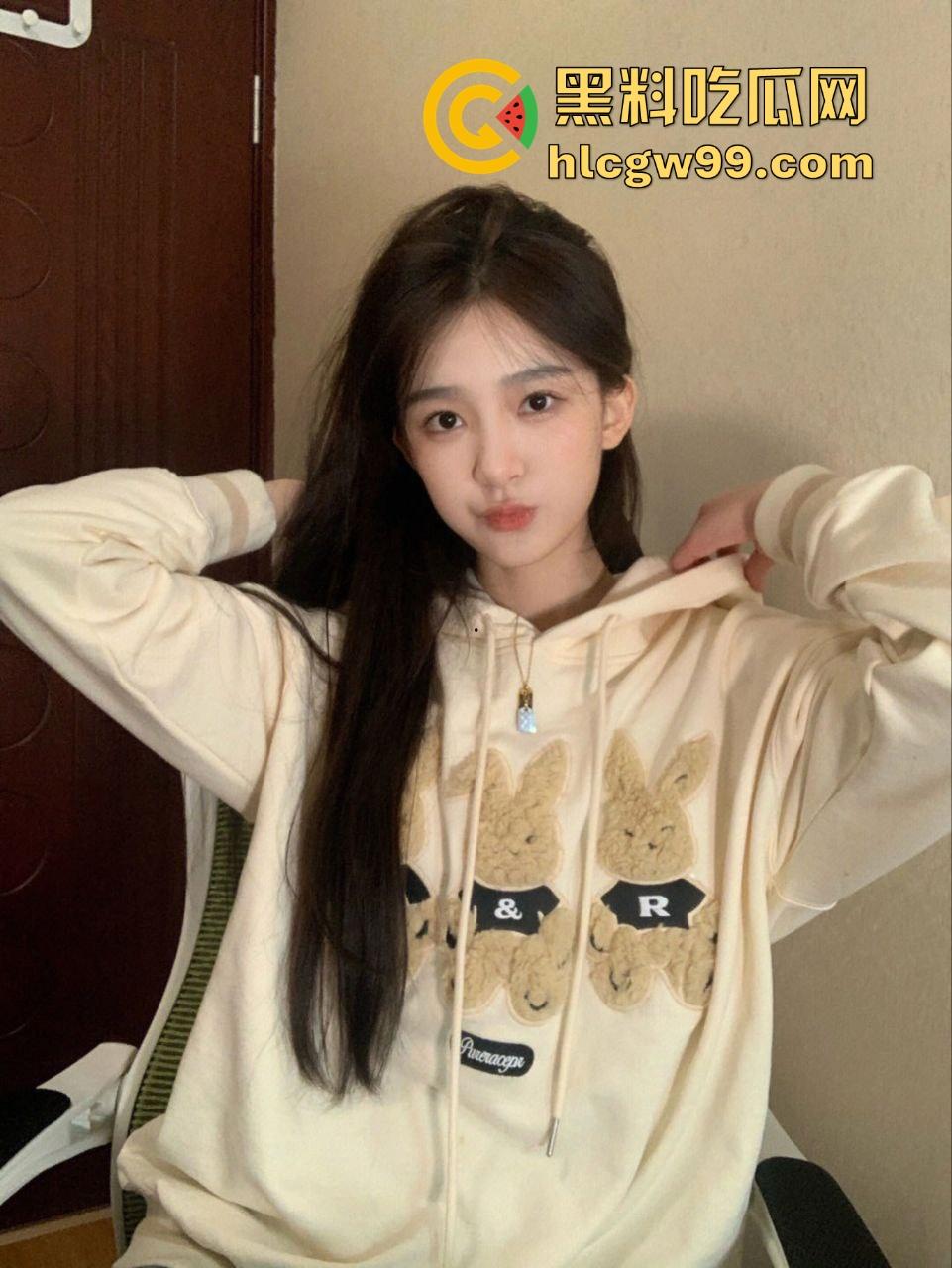 情人节开扣不停，群里妹子们拍照拍到手软，摄影师享受不停，情人节不仅有浪漫，还有扣逼的激爽！-2