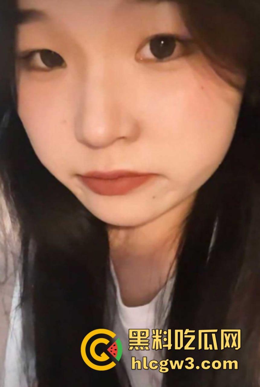 南京医药学院的骚学妹 陈欢羽 因出轨和前男友分手 经朋友介绍成炮友 绝对的骚母狗-1