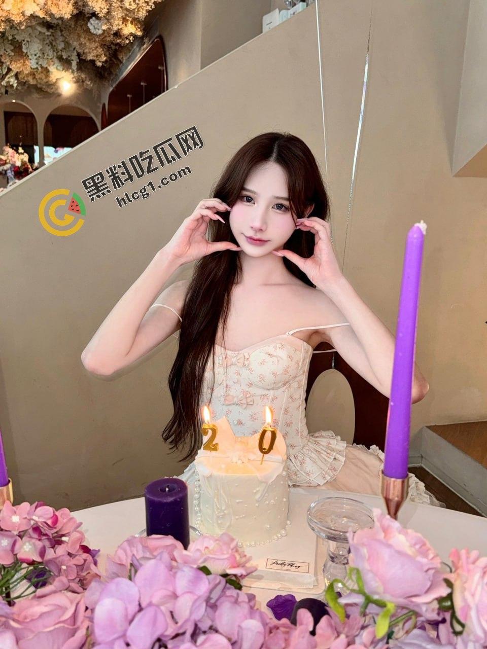 推特 TS羊羊子 比女人还魅惑的高颜值CD 极品高挑身材  让人更加有兴致了 完整版视频流出-8