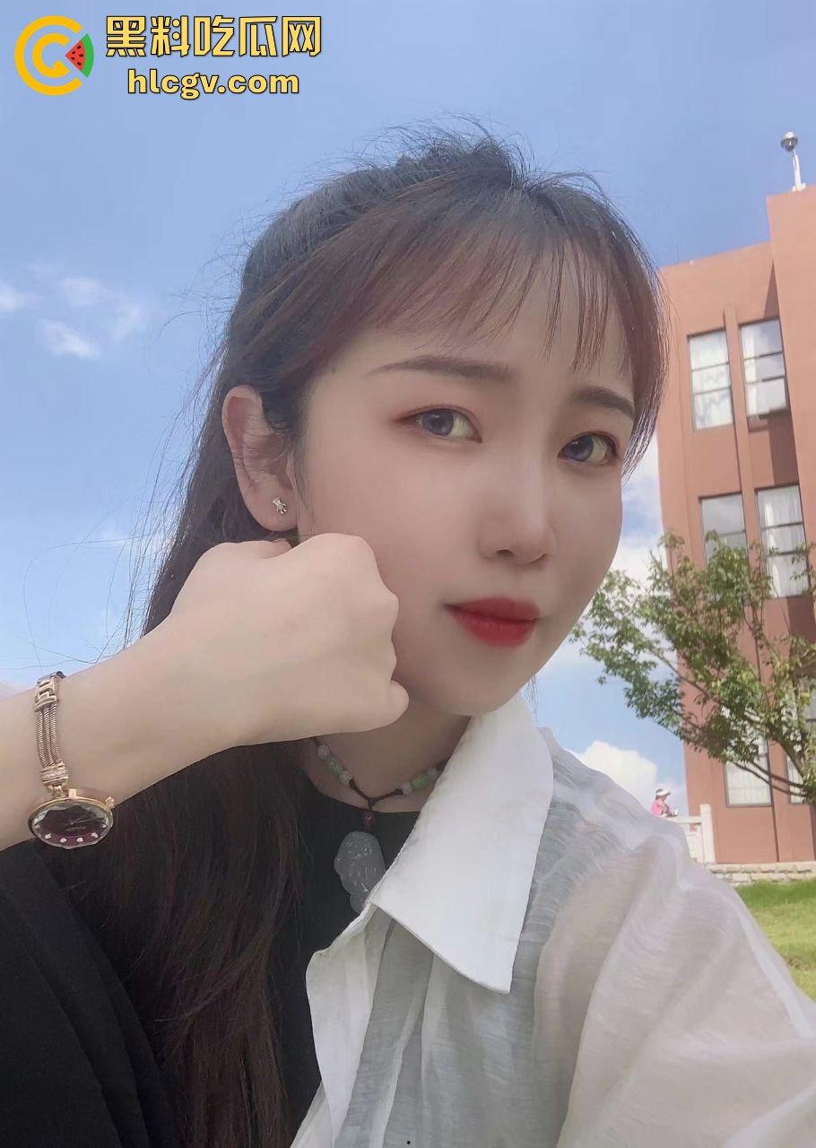 山东大学【刘温璐】疑似被偷拍不雅视频流出!长相清纯却放得开,骚劲十足让人瞠目结舌!-6