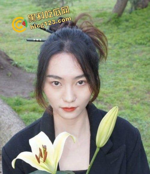 上海外国语大学的丁雪瑛白天是校花，晚上却是金主性奴！反差淫荡视频流出，全程被操到崩溃！-2