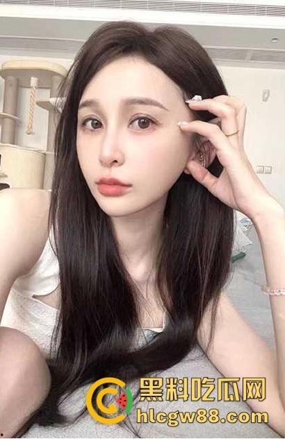 体育特长生爆操哺乳期少妇 不止会高潮喷水 连奶水都被挤出来了 简直太极品了-2