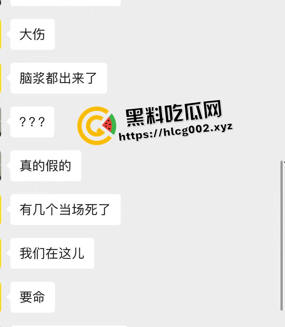 江苏南通渣土车撞翻装满春游学生的校车  死伤无数 一地尸体碎片 现场血腥视频流出-9