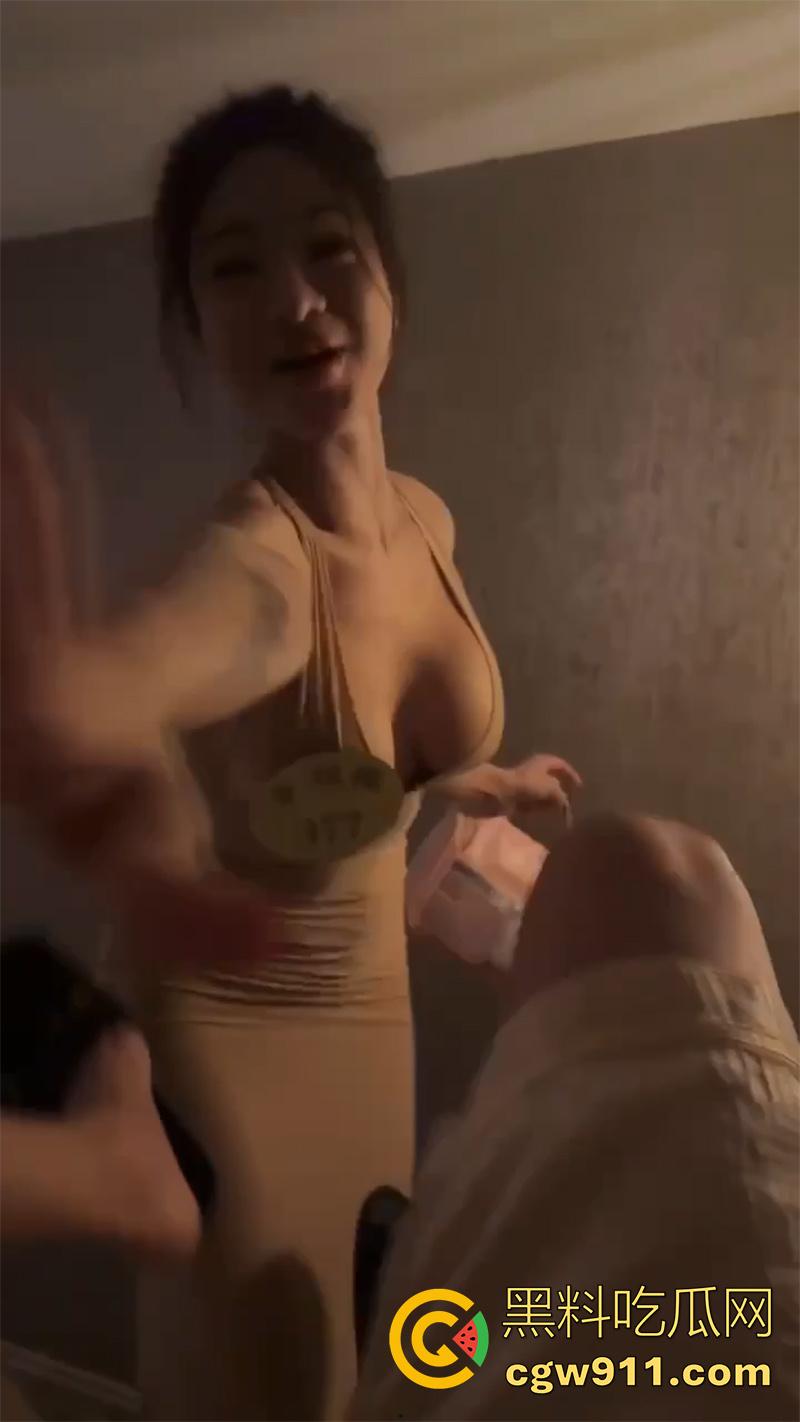 勇闯全国顶级养生会馆,极品女技师多女神合集,进门前的高跟鞋声,绝对是最美妙的音乐,如此夜生活岂不让人留恋!-1