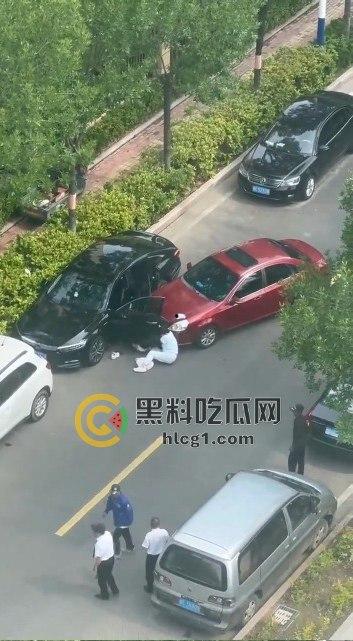 山东东营丈夫持斧砍伤妻子及两孩子后畏罪自杀,7月11日通报引发热议-5