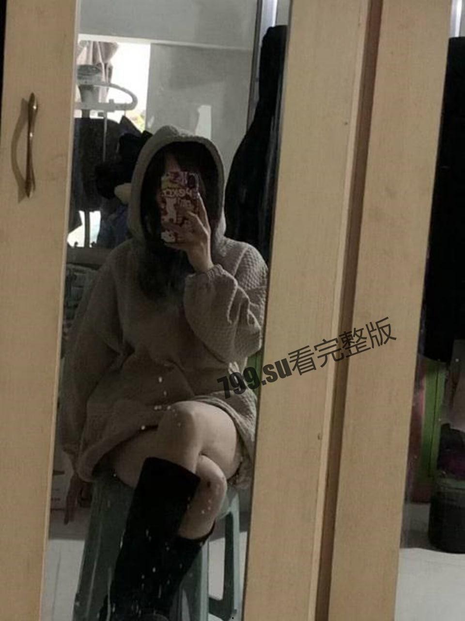 前女友系列 上海金华 孙方仪 脚踏两只船纯拜金女给男友戴绿帽被曝光-6