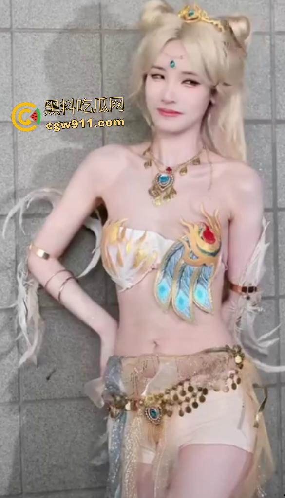 内蒙师大【朱林】漫展coser，加粉丝微信赚零花直操紧逼，骑乘鸡巴技术巅峰，肯定骑过百根鸡巴！-1