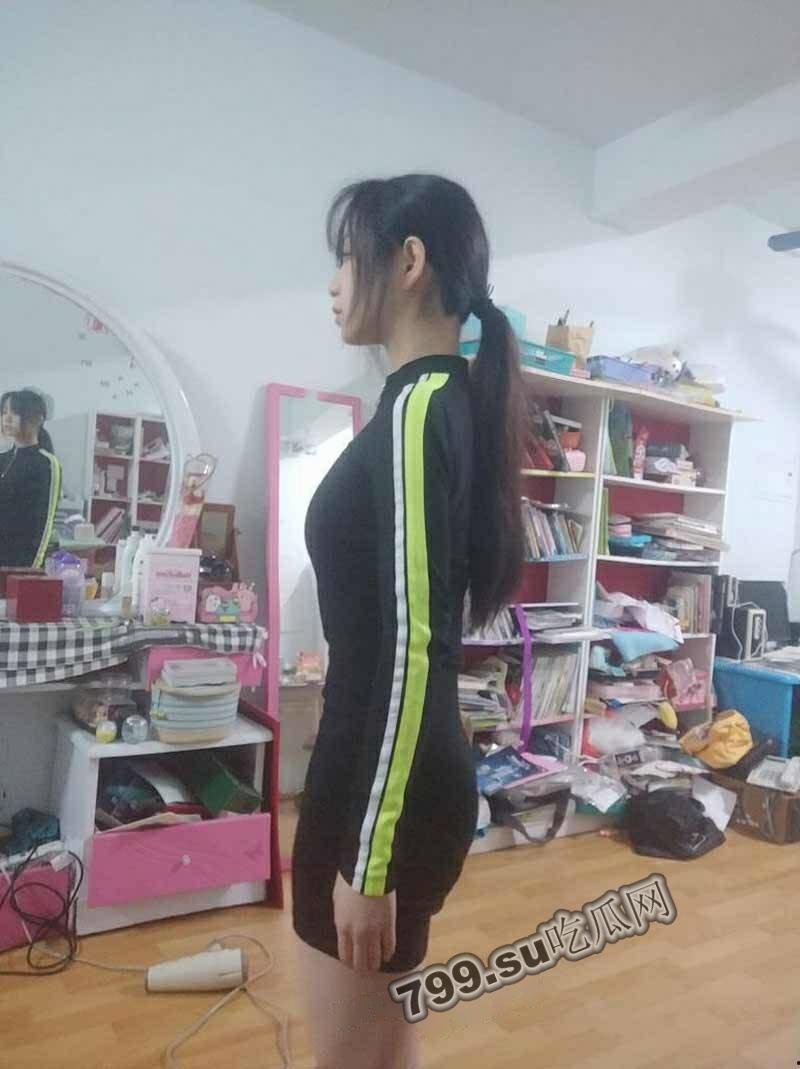 前女友系列！刚满 18 岁童颜巨乳高中生「李歆瑶」发育得非常不错 遇到渣男前任泄露-2