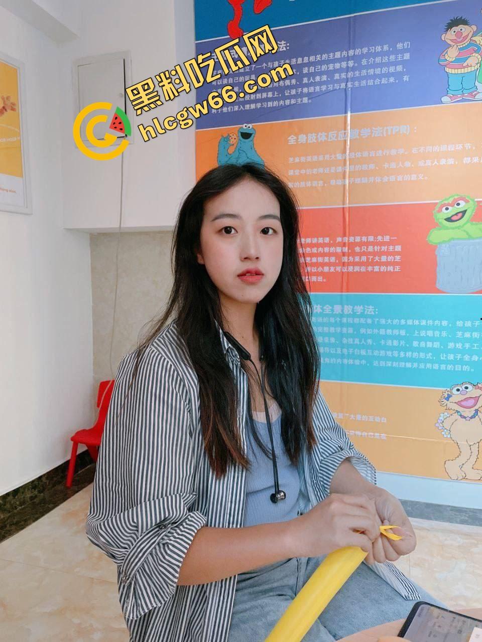 内蒙古包头教师嫂子偷情曝光,小叔偷内裤打飞机终操肥逼，舔菊插穴高潮不断，哥插她时她想我!-3