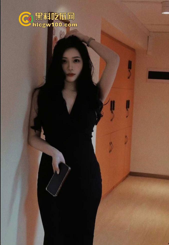 黑料吃瓜严选极品情侣自拍，真实做爱第一视角，反差妹沉浸式后入啪啪让人撸飞裤衩，绿帽大佬投稿的诚意满满！-4