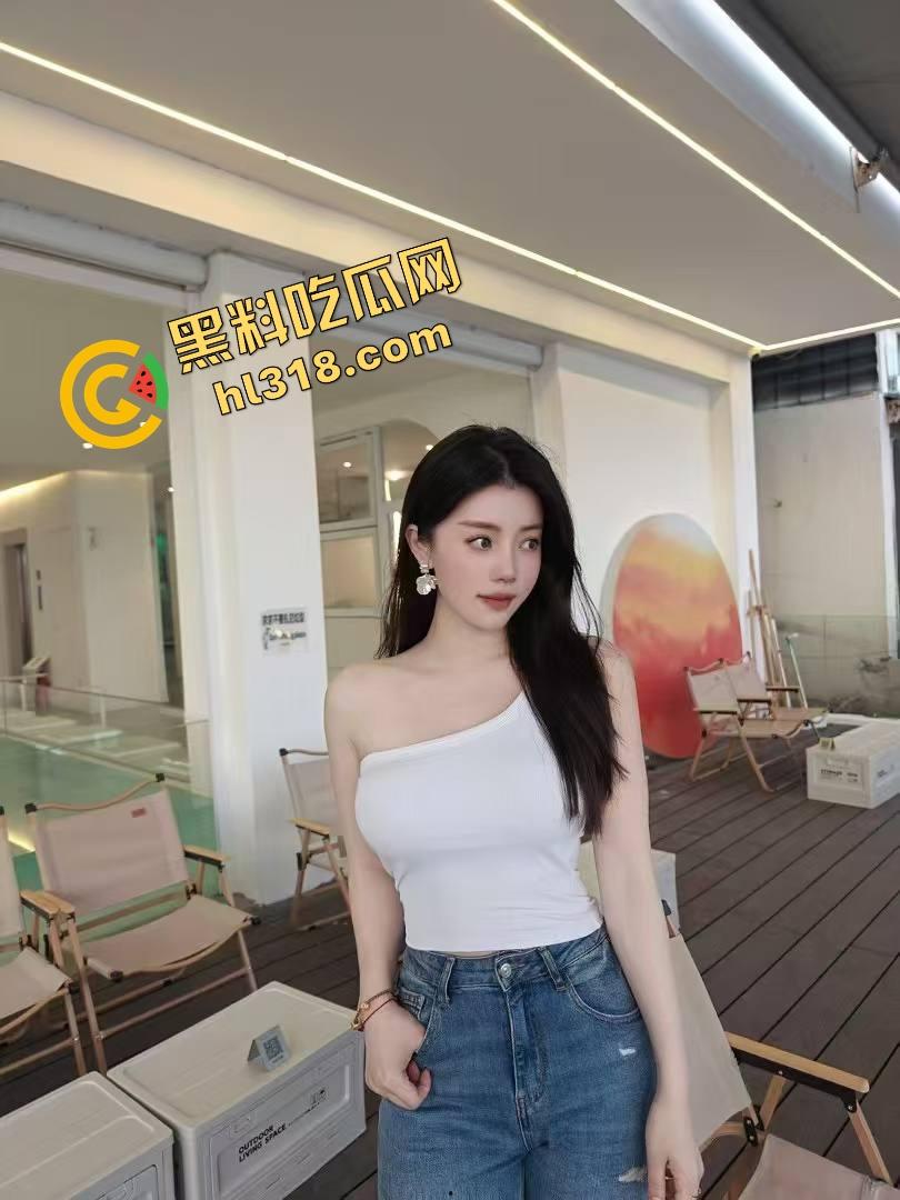 上海交通大学『孙雨津』会挣钱的小仙女，暑假工一个月不如下海一晚，叫声爸爸还有小费，就是有点废逼！-12