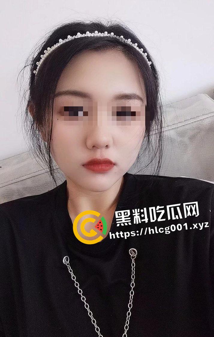 瓜友 投稿爆料一个高颜值反差人妻 奶子都被干憋了叫的也挺有感觉的-13