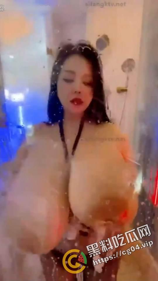 超级巨乳！沪上名妓 巨乳嫩妈 刘诗燕 抖音20w 推特10w粉丝 背地里在推特做鸡  开婚庆公司为卖淫打幌子-6