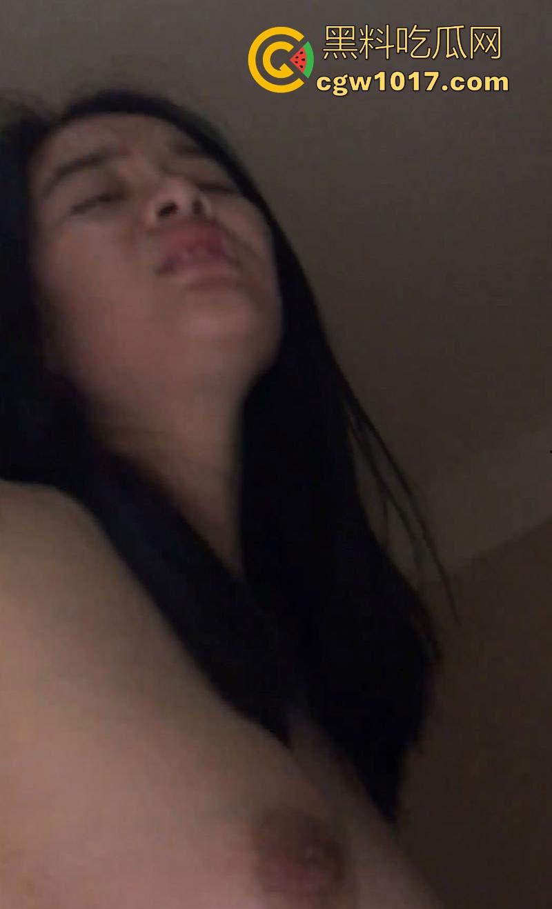 曾经哪个精神小伙如果也是能操上好逼了！跟甜美白领私下厮混，各种花式做爱，对镜后入大奶狂甩，浪叫到腿软！-6