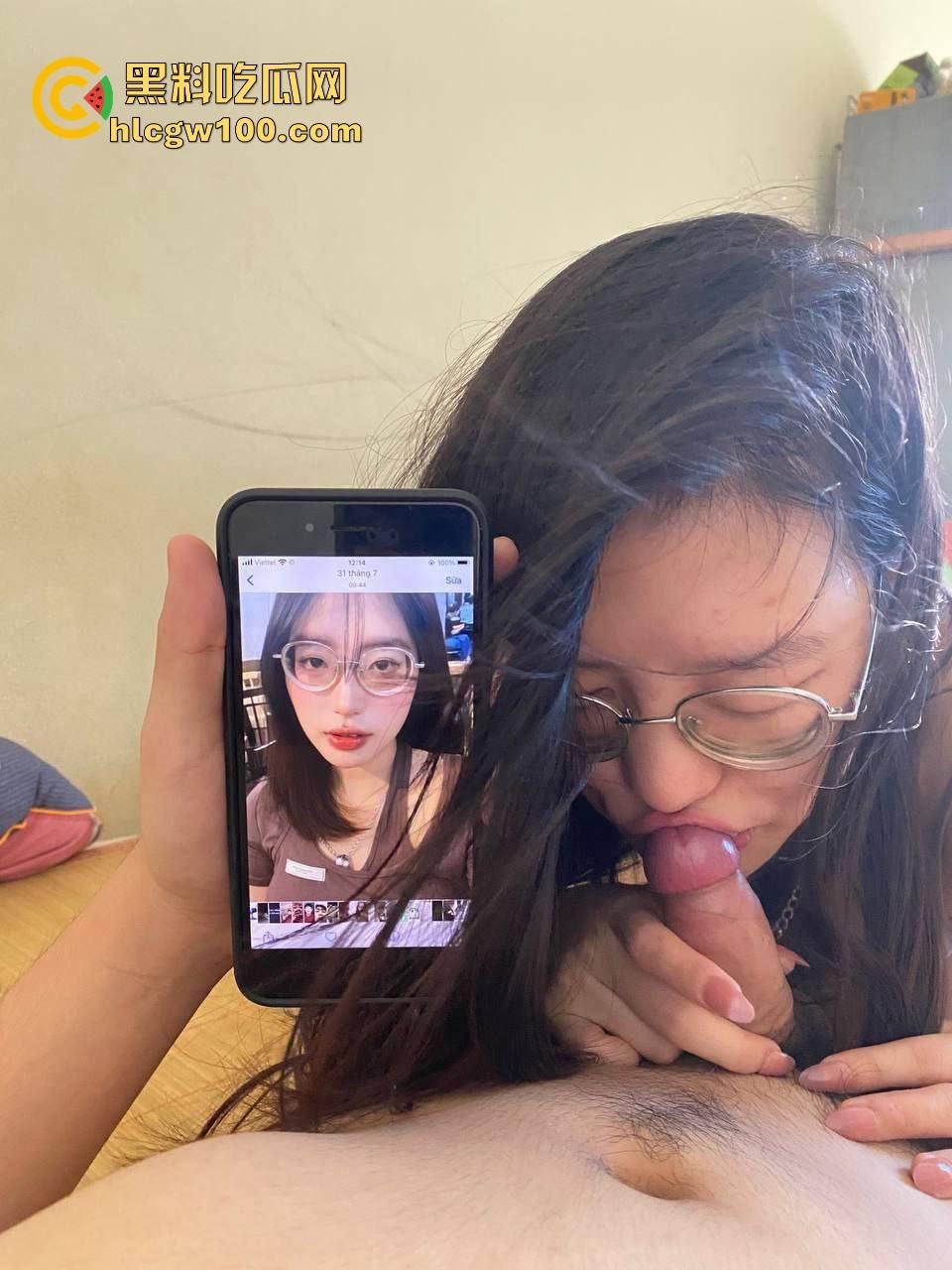 青海师大欲女骚货『李娇娇』 异地男友不管用拦不住她的约炮自由  背地里疯狂约炮满足口交瘾！-4