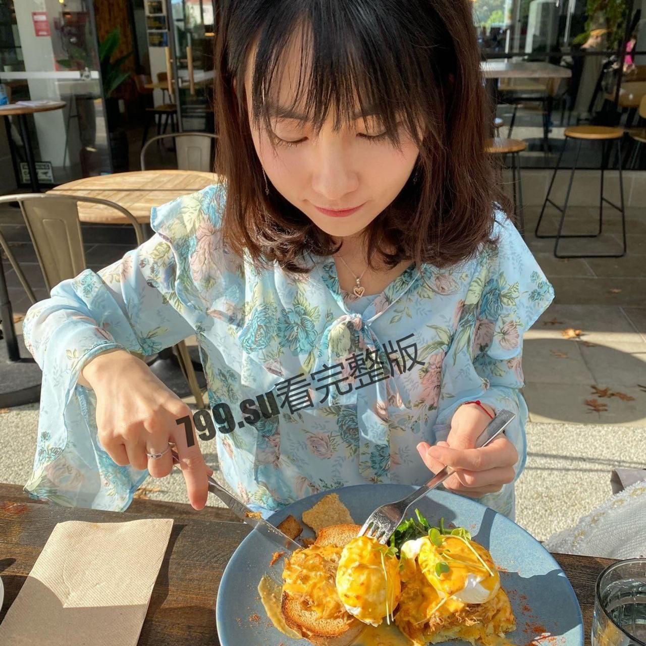 台湾粉嫩学妹 刘宇昕 遇上渣男 粉嫩小穴都快被插烂了-5