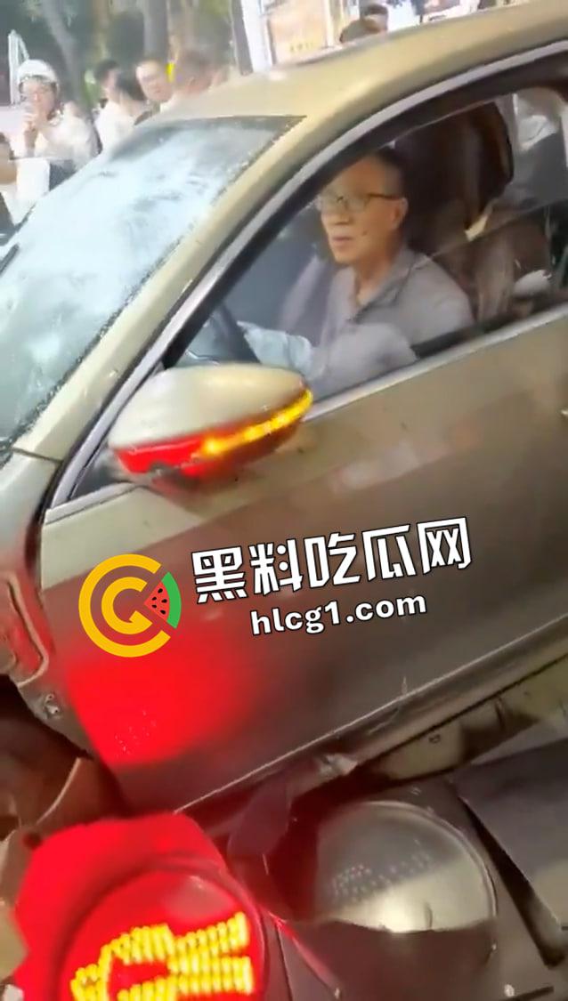 江西抚顺土地管理局局长【李小波】开车撞死孕妇 现场绝密视频流出-2