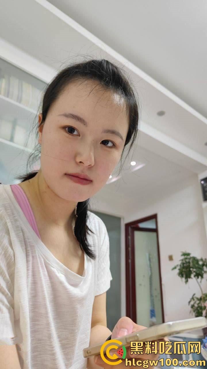 绿帽情节的老公投稿自己的反差骚逼老婆，从18到28从懵懂少女变淫荡人妻细数恩爱十年-7