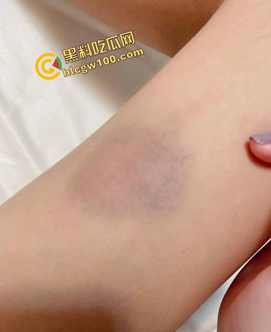 抖音擦边女反差骚鸡贱逼母狗『白鸽』被猛男调教家暴 外出约炮镜前后入猛操！原创投稿独家曝光流出！-7