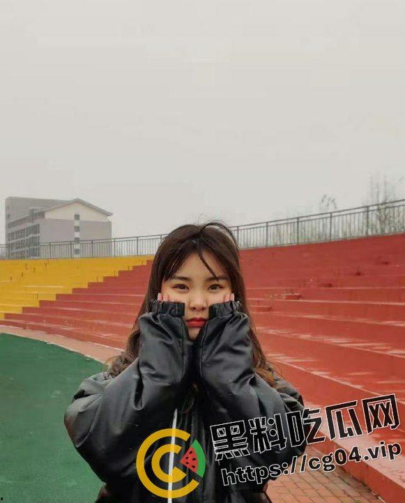 阜新会计【张姝涵】约炮网友 自慰肛塞连环珠 极品反差-1