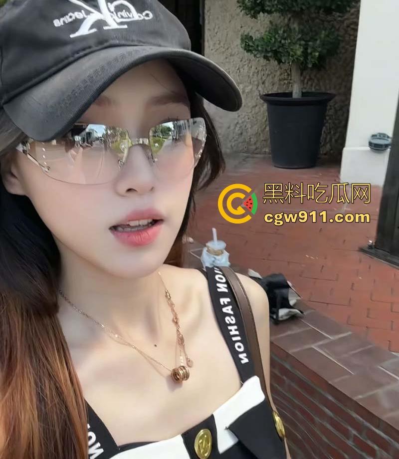 长春工业大学【刘浩晴】被男友曝光性爱视频,高冷女神床上装羞涩,却遭男友卖力猛插!-2