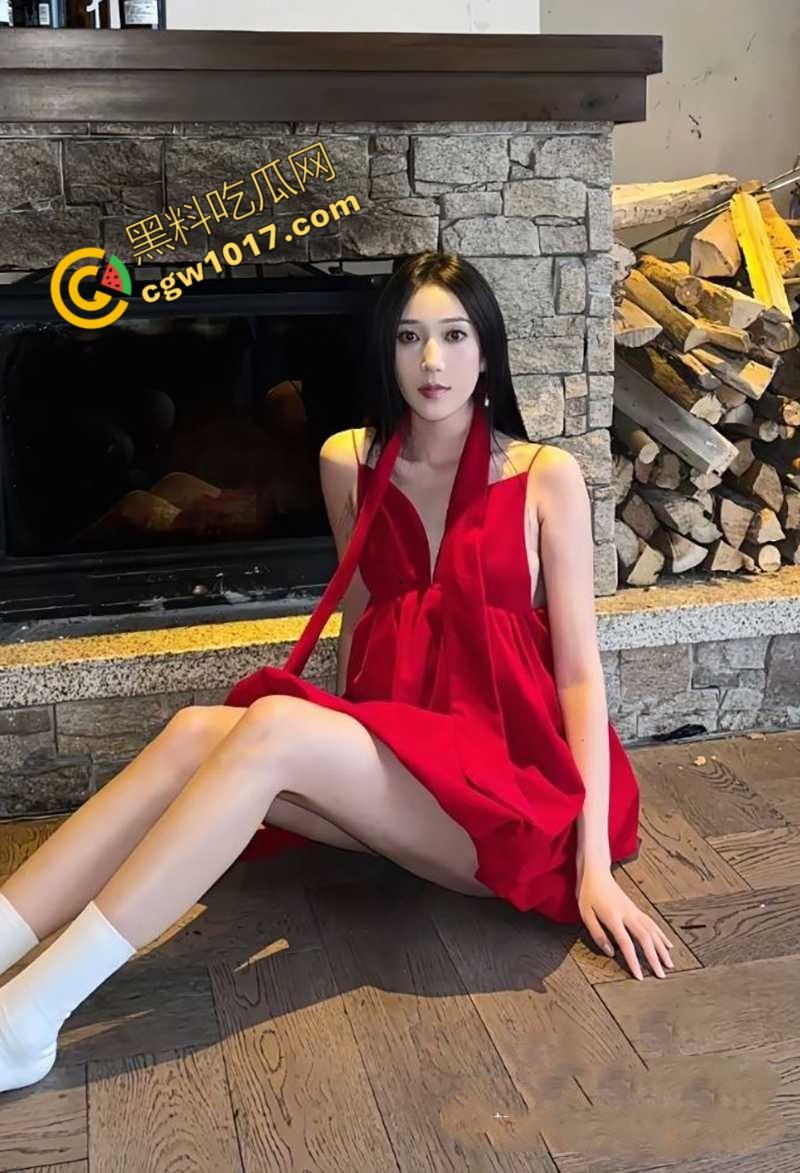 成都长腿御姐【张曦文】私密约炮视频曝光:T台女神化身淫娃荡妇,女上位骑乘金主大屌,淫穴喷张遭全网围观!-3