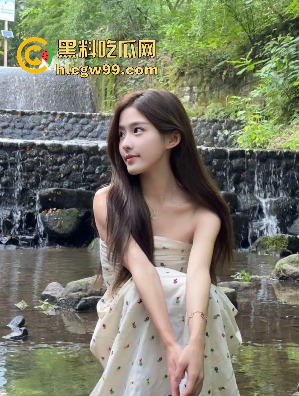 性感秘书被经理带到电竞酒店，蒙眼黑丝大长腿成天然炮架子，华伦天奴加攻速大屌疯狂撞击，还被偷拍全网疯传！-2