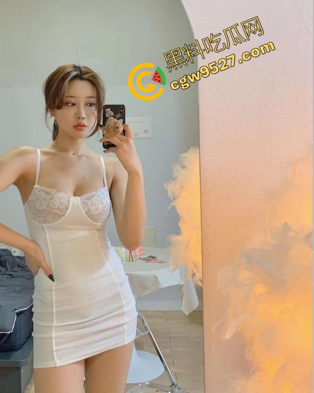 韩国顶级女团成员【eemiim】被财阀潜规则!酒店约炮视频流出, 高冷女神秒变母狗,极品身材大饱眼福-1