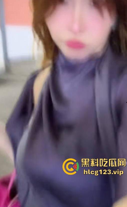 抖音百万粉丝网红烟花iris堕落！成了金钱与性欲的双奴隶，3000块就能操！-2