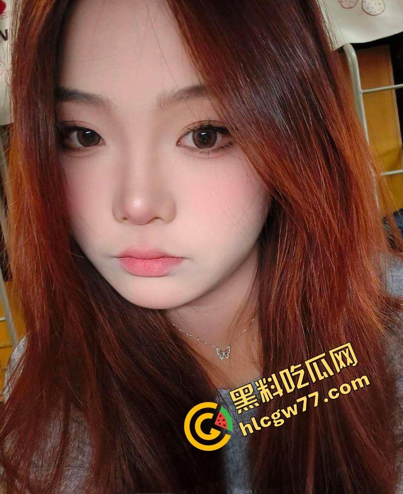 贵州厂妹【齐雨姗】20岁极品身材反差婊 大奶翘臀肌肤白嫩 被金主爸爸各种调教 性爱私拍流出！-1