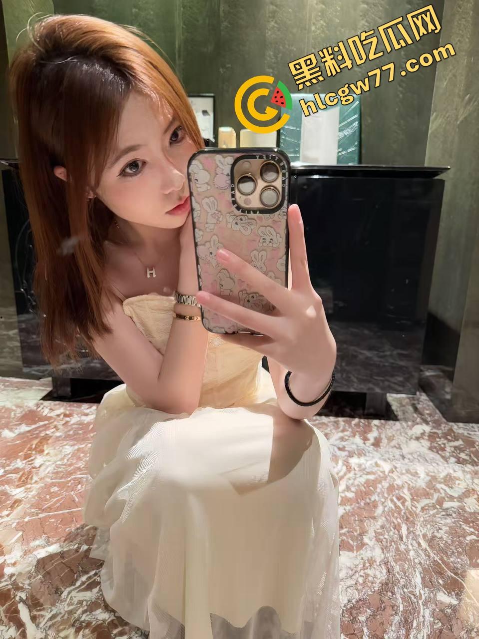 贵州厂妹【齐雨姗】20岁极品身材反差婊 大奶翘臀肌肤白嫩 被金主爸爸各种调教 性爱私拍流出！-4