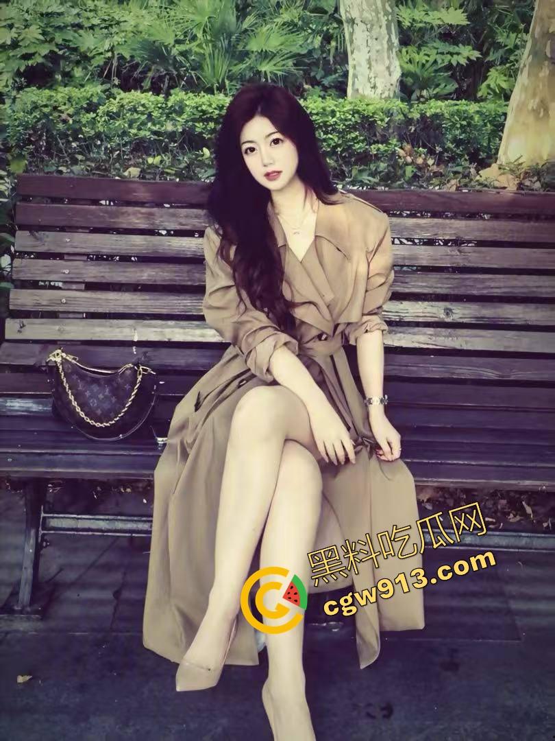 被扩张到失禁的发情母狗，肛门成了供人蹂躏的洞口，阴环母狗菊穴失守，高潮像溃堤般喷涌！-2