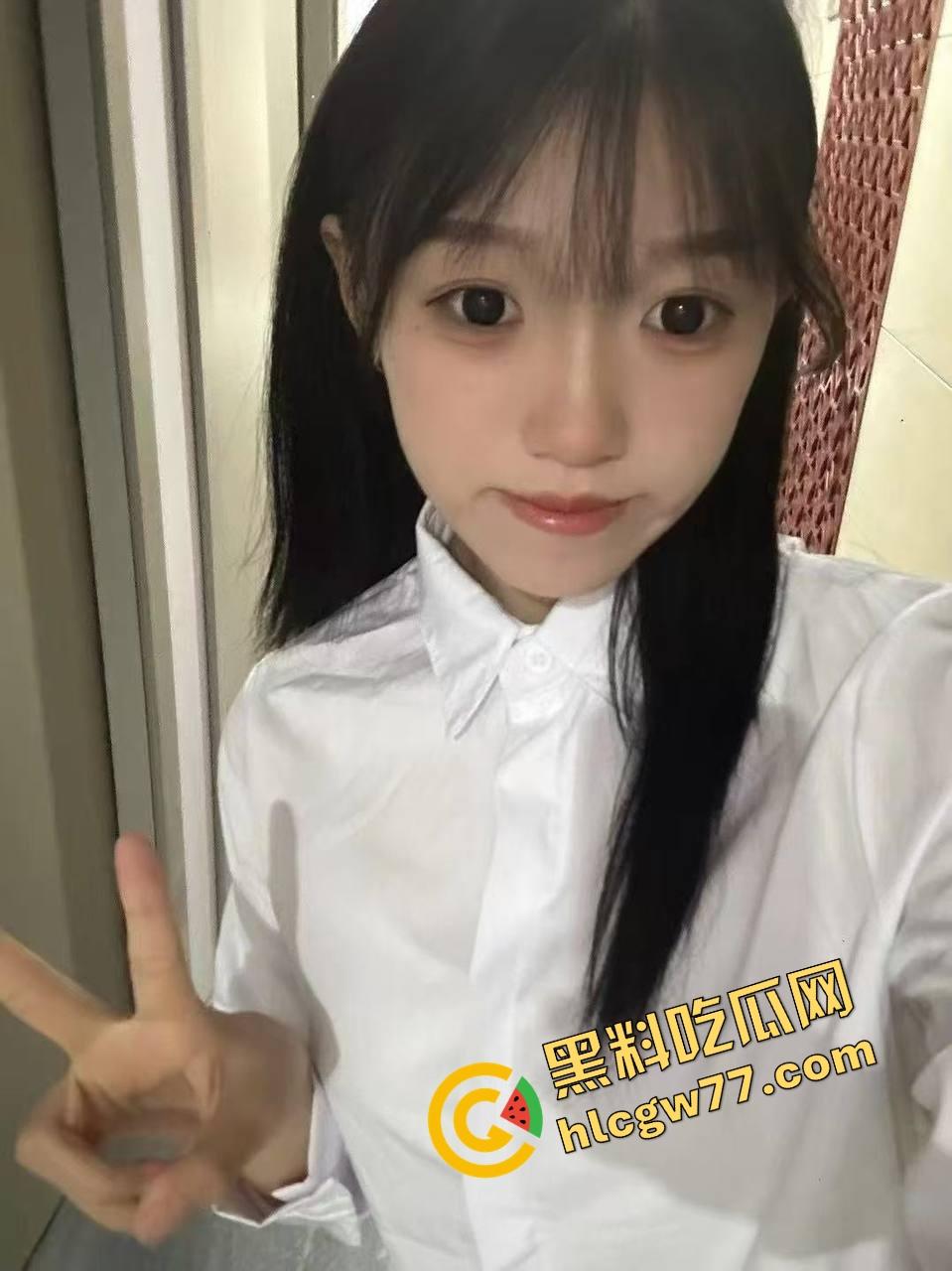 长沙『王妹儿』网聊发骚贼主动，自拍奶粉奶弹，一边发图一边求你操她，聊一会能让你秒射三次！-6