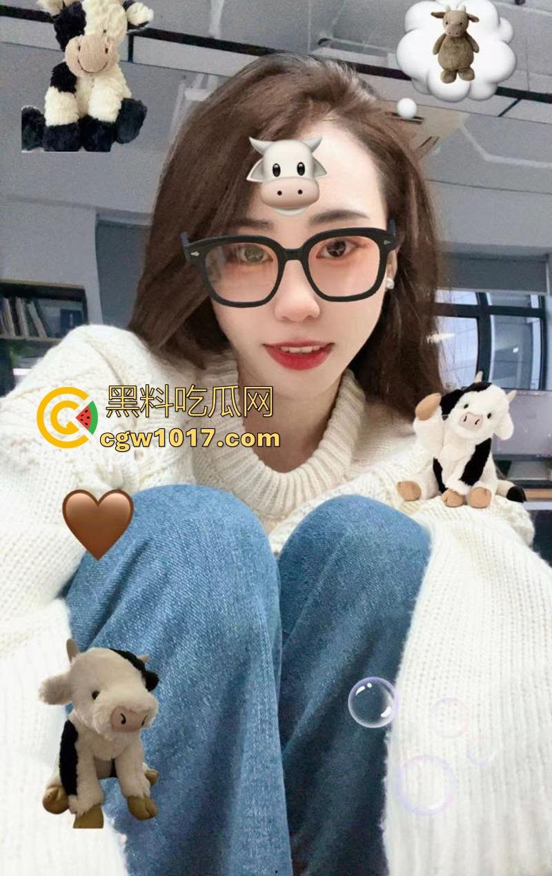 武汉广播电视台反差女高层【刘丽雯】被前男友曝光早年迷奸黑历史，办公室约炮同事，无套猛插多姿势爆操配合度拉满！-3