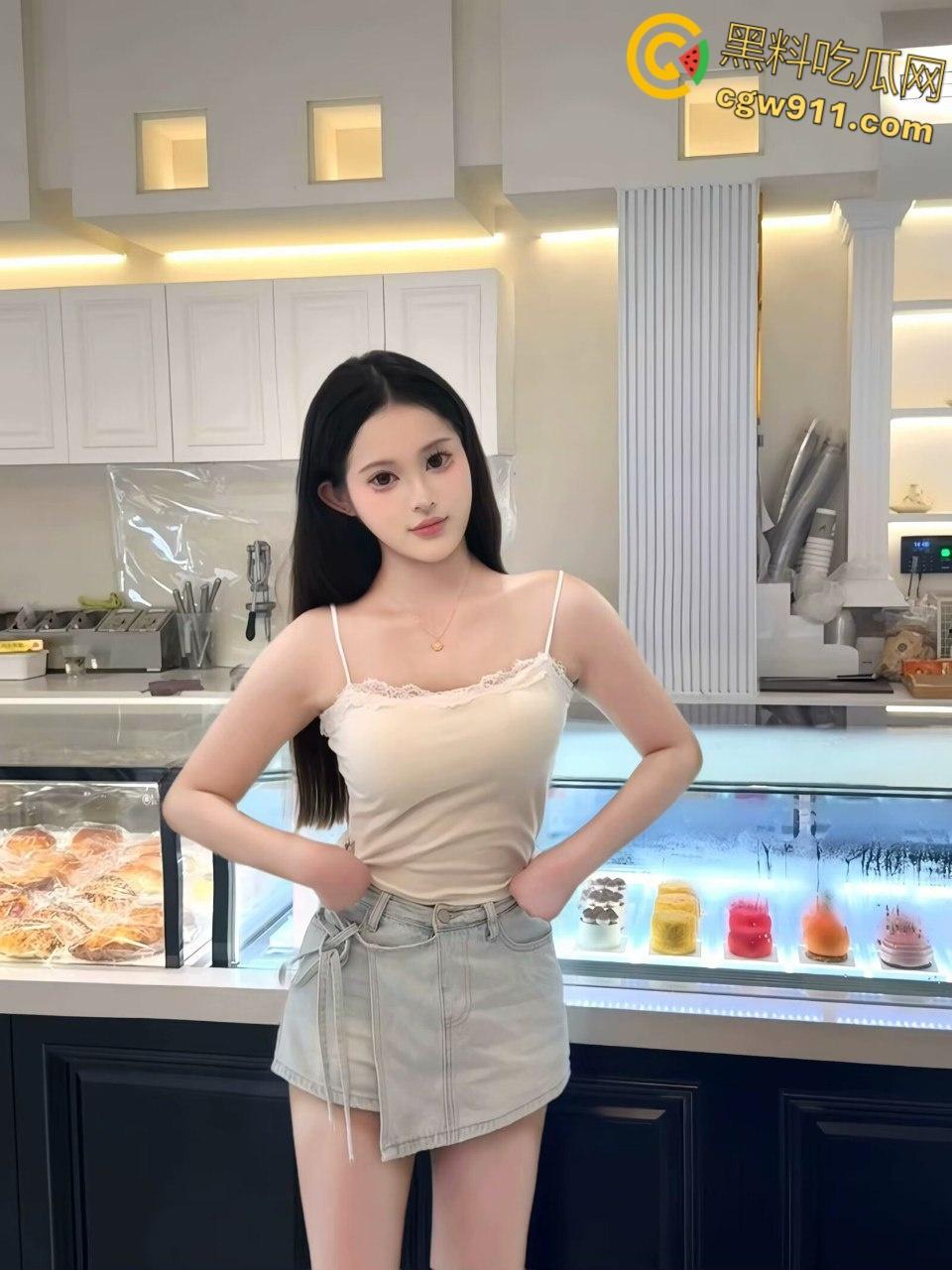 福建莆田女海王【吴湘婷】，被曝脚踏多条船，一边叉开腿被爆干，一边与暧昧对象语音聊天，偷情感刺激到爆 !-3