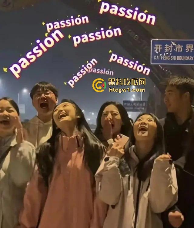 郑州大学生夜骑开封闹翻天！骑行大军占领多条路段，五小时攻陷50公里，交通瘫痪全网炸锅！-11