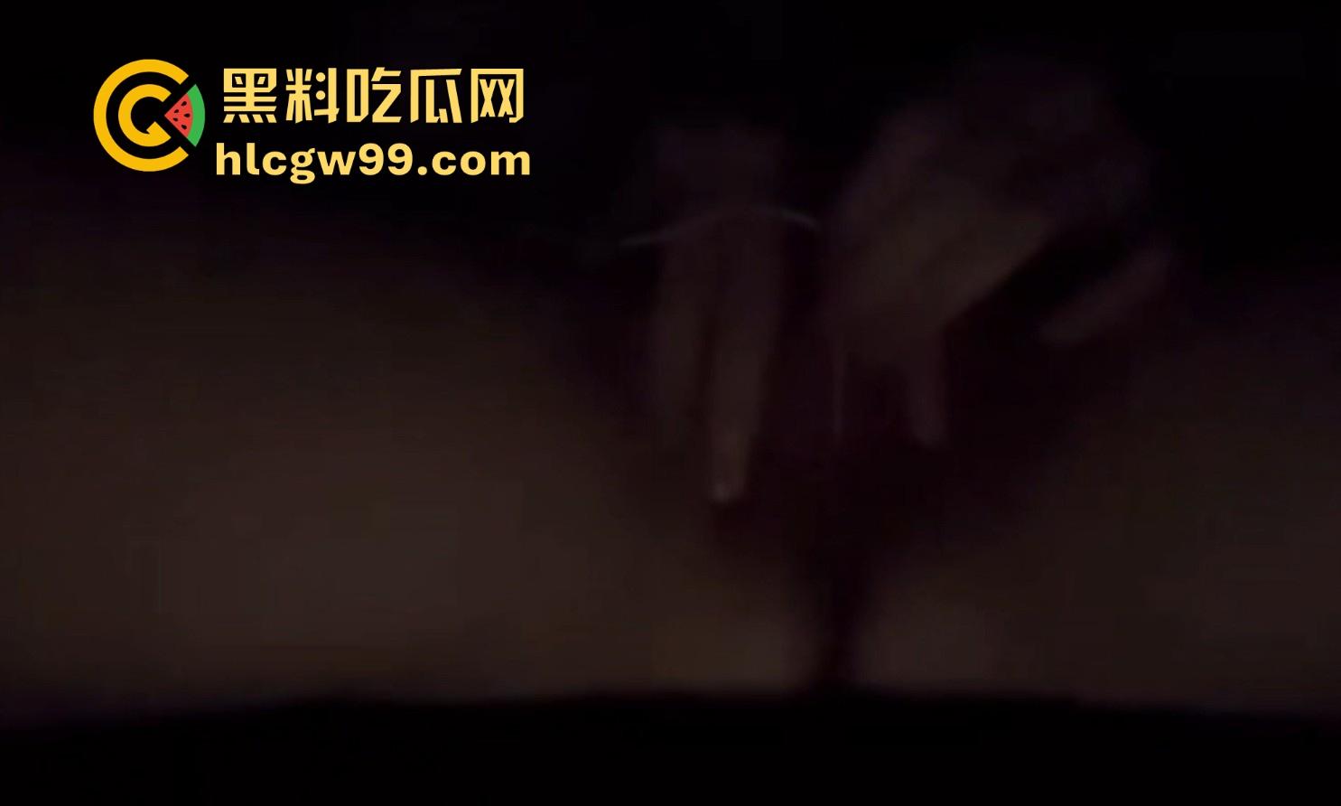 小编重推！哪吒火爆网黄也要蹭热度，大胆女博主买张票跑电影院看哪吒全裸自慰！内容炸裂。-4