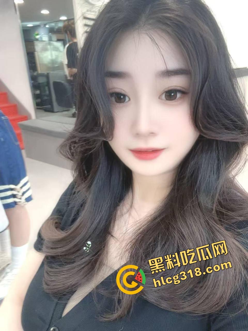 公园树下野战气质女神，高潮娇喘内射后，当场提裤子逼里夹着热精液小碎步走人，说就想这样走回家！-3