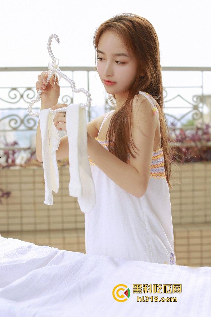 强上跟老公吵架的表姐，冷战期间来我家借住被我强行操了，从抗拒到迎合的转变，一炮泯恩仇！-2