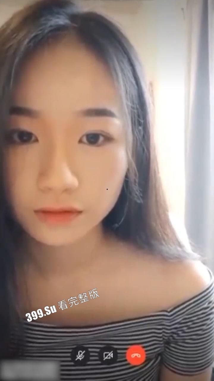 马来西亚 兼职模特【Stella】又遭遇经济公司网络面试视频流出  所以到底在面试啥岗位 连私处也心甘情愿的打开给对面看-5