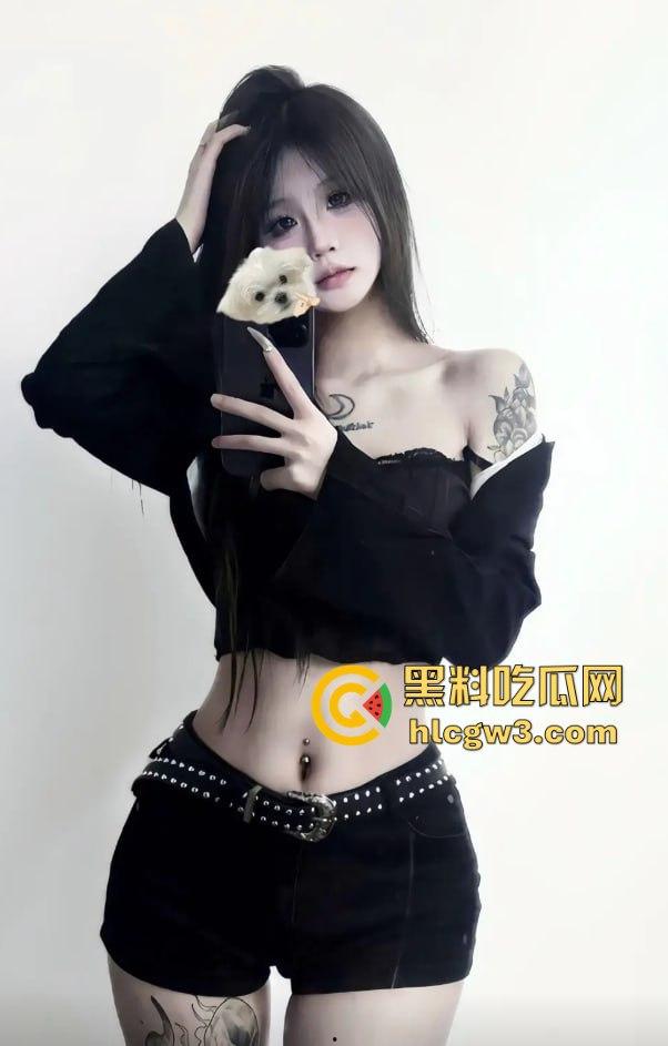 福建小骚货外围【晚安的羊】，抖音三个账号同时接单吸金，黑丝长腿制服勾瘾大哥，床上被打桩操到爬不起来！-17