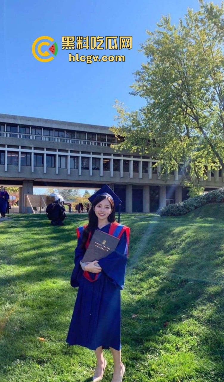 英国留学生【李苗天】不雅性爱自拍流出！和帅哥男友疯狂肉搏，尺度大到让人顶不住！-17