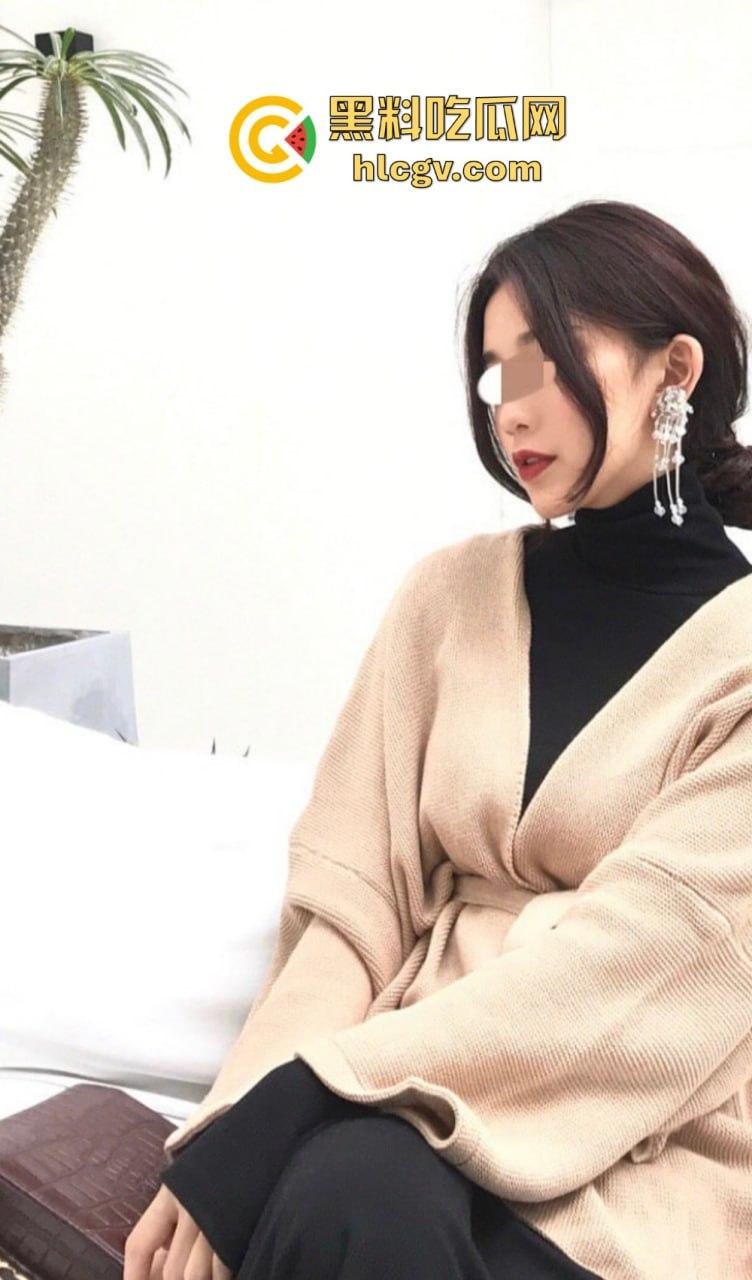 英国留学生【李苗天】不雅性爱自拍流出！和帅哥男友疯狂肉搏，尺度大到让人顶不住！-19