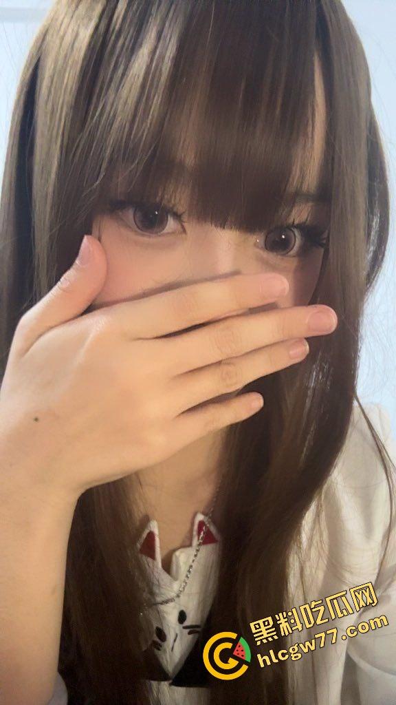 外表卡哇伊，内里母狗命，合肥女高『娜美』撅屁股掰嫩穴，被小哥操成奶子缩水狗，反差贼他妈顶！-7