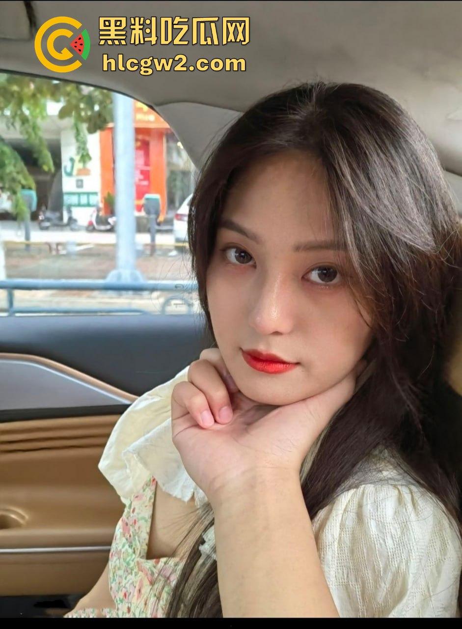 身材爆表的广州钢琴老师『邱子怡』，钢琴弹得好，口技绝活更让人上头！来看看她是如何让人欲罢不能的！-3