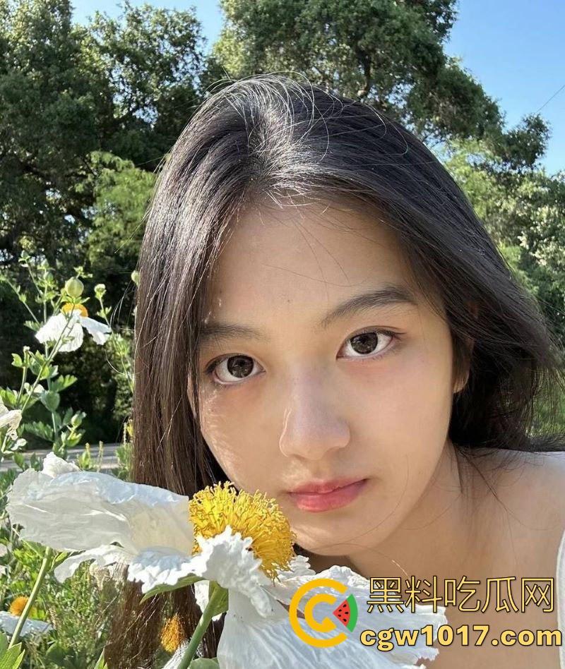 北京邮电大学学生会副会长【杨如梦】铁面无私的学生代表，私下竟是做爱小淫娃，性欲旺盛急需大屌填满空洞的内心！-1