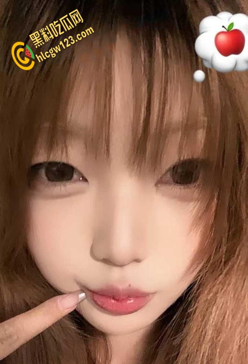 广西科技大学高颜值【陈曦】 , 渣男前男友曝光后入狂操，舔穴特写淫笑真是条母狗！-4