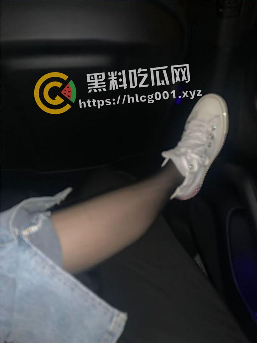 上海气质健身教练被土豪拿下！带到大别墅疯狂后入 奶子都快捏爆了 有钱就是能为所欲为啊-13
